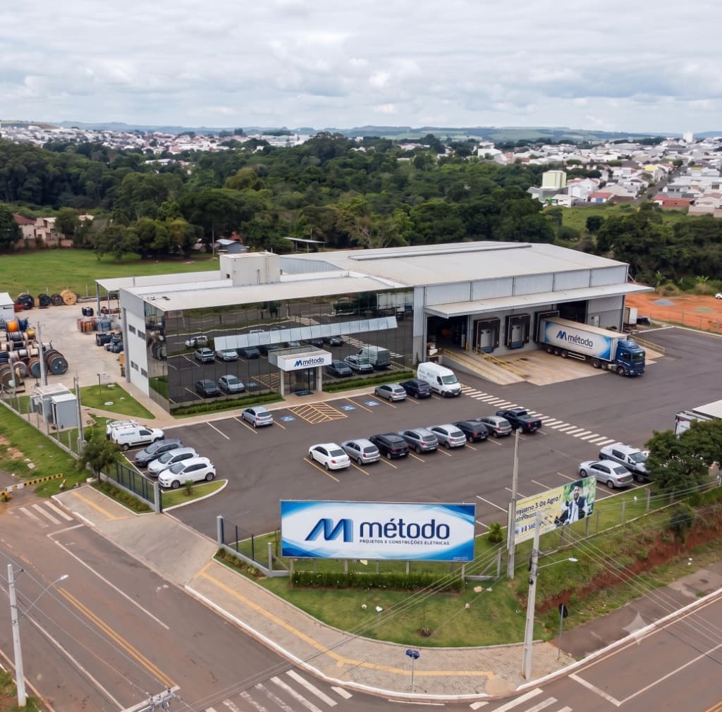 Terreno de esquina — situação atual